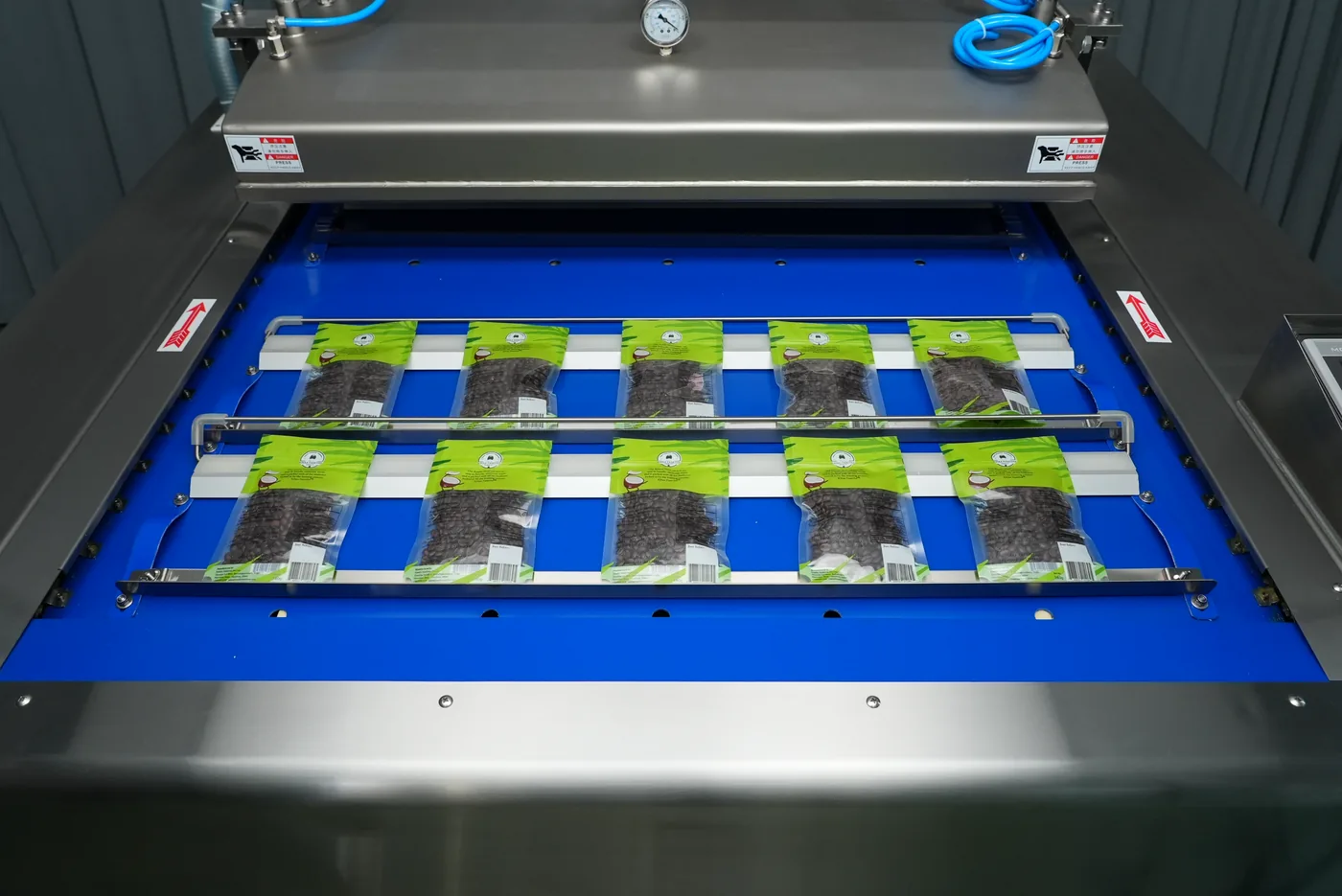Continuous Vacuum Packaging Machine series — view 2 of 4